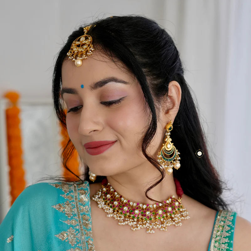 Full Gold Shobha Maangtika - Image 2