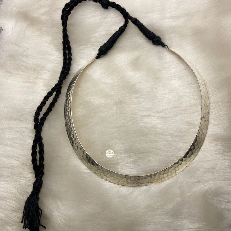 Hammered Hasli Necklace - Image 4