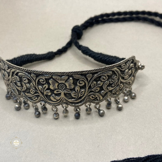 Chitai Thread Necklace - Image 5