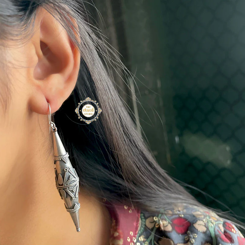 Conoid Plain Earring - Image 2