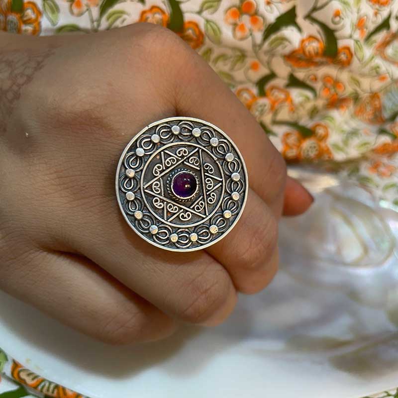 Dilkash Sitaara Revolving Ring - Image 2