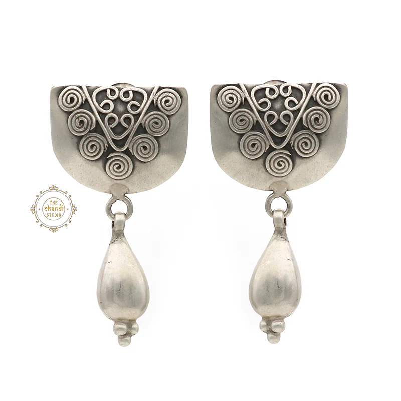 Dilkash Spiral Everyday Drop Earring - Image 4