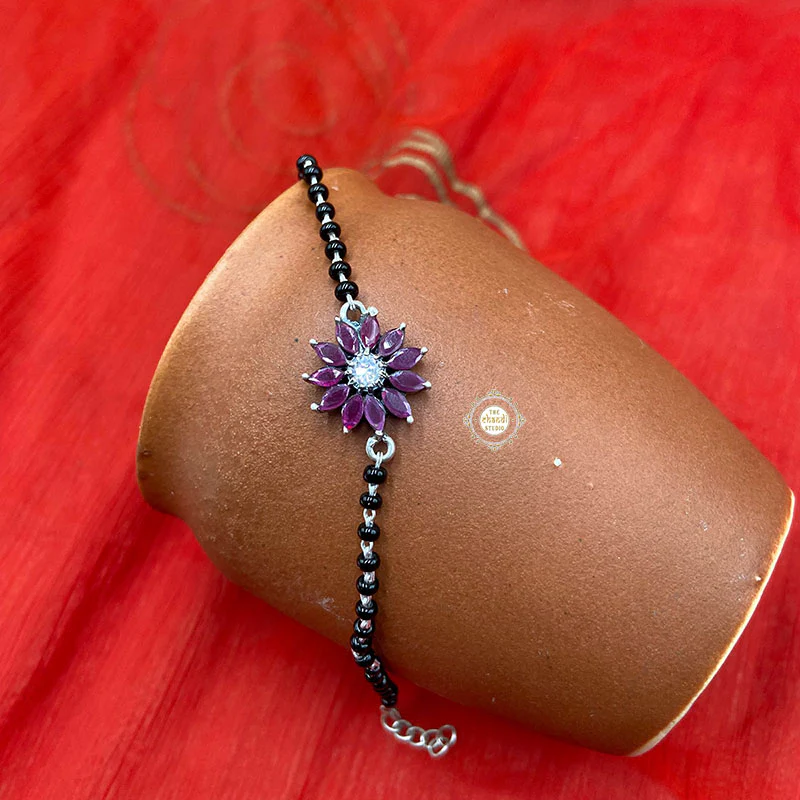 Dreamy Floral Mangalsutra Bracelet - Image 3