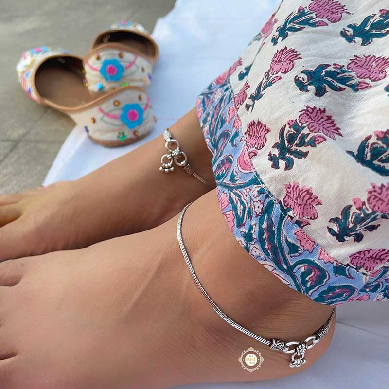 Everyday Silver Chain Anklet - Image 4