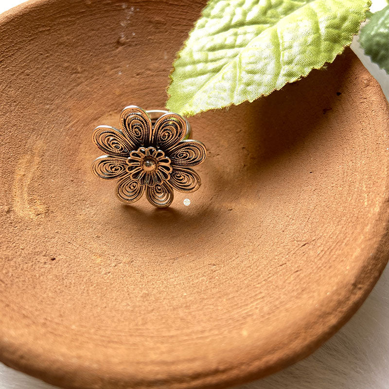 Filigree Paradise Floral Ring (Small) - Image 4