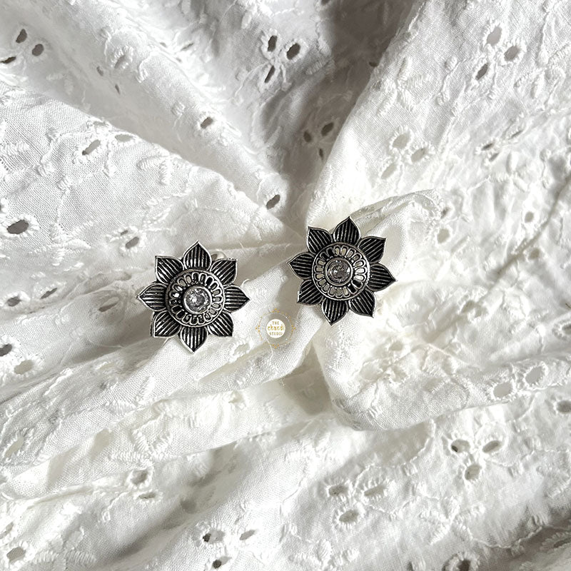 Pure Silver Floral Design Toe Ring - Image 11