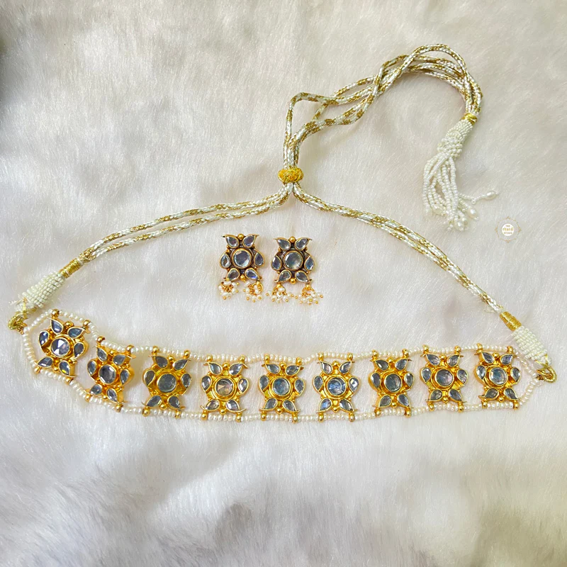 Full Gold Sitaara Glass Stone Pearl Choker - Necklace with Earring - Image 5