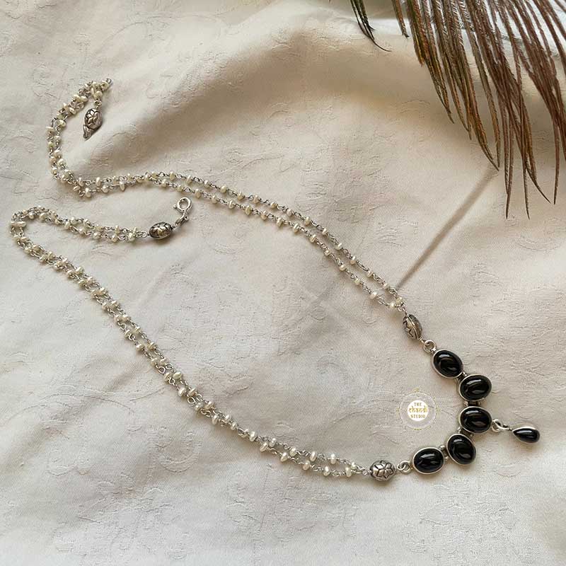 Halka Phulka Black Onyx Necklace - Image 2