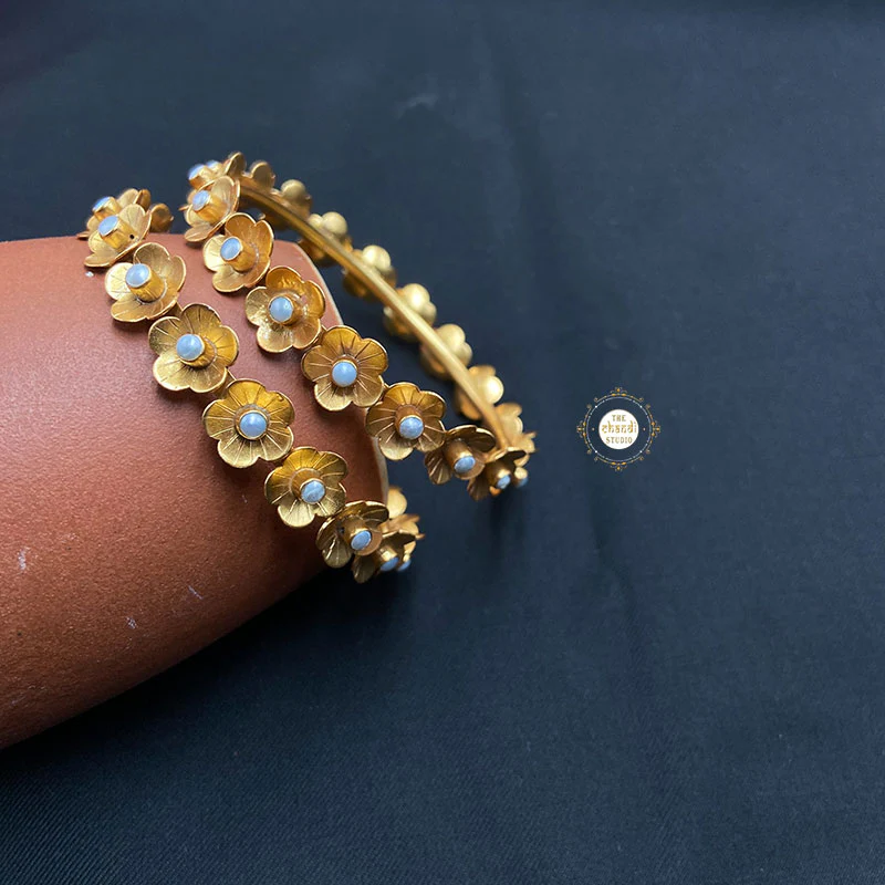 Sterling Silver Jasmine Pearl Bangle (Piece) - Image 14