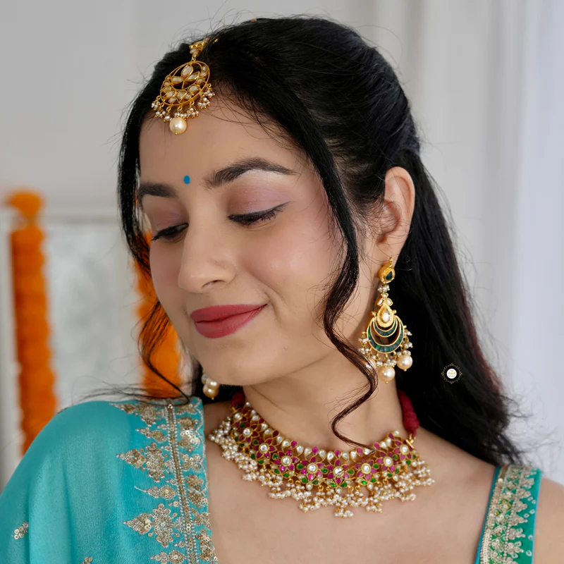 Muhurat Laal Ishq Kundan Necklace - Image 2