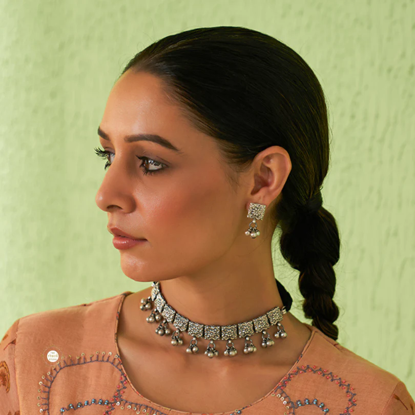 Noor Ghungroo Square Choker with Earring - Image 3
