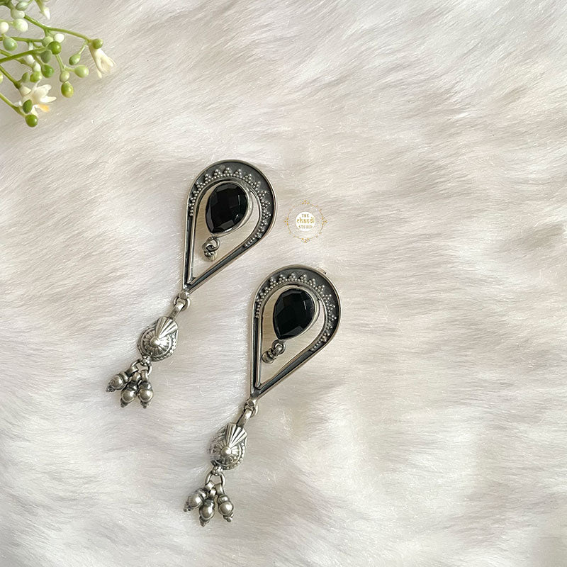 Noor Tilak Ghungroo Earring - Image 12