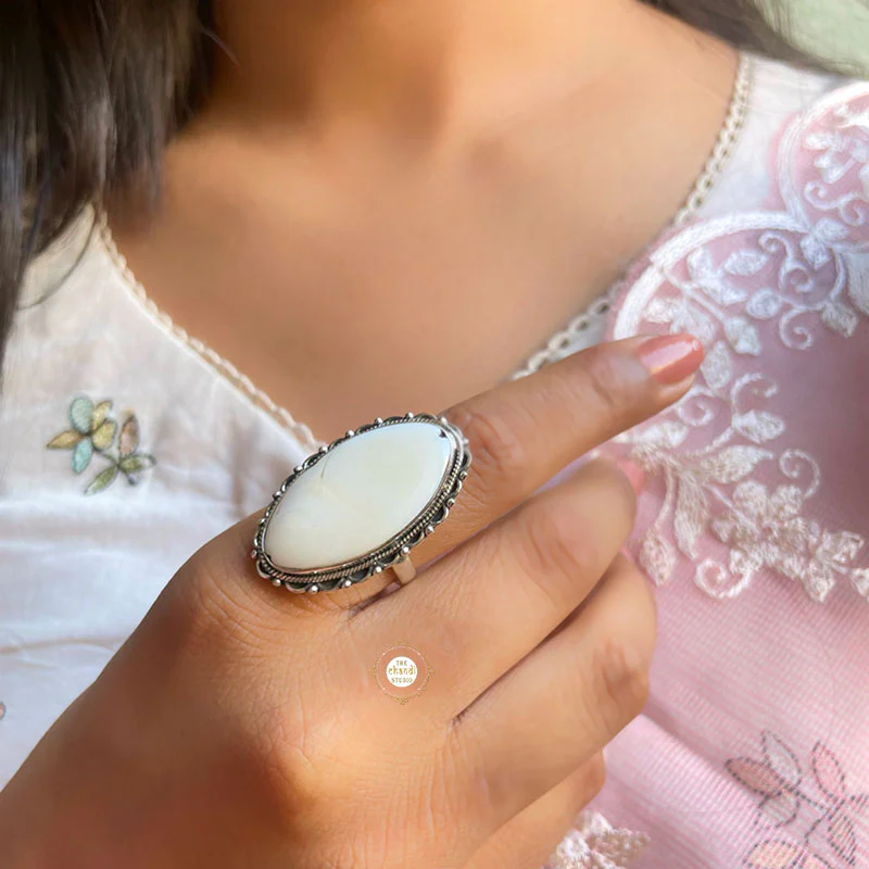 Rustic Romance Fairytale Pearl Ring - Image 2