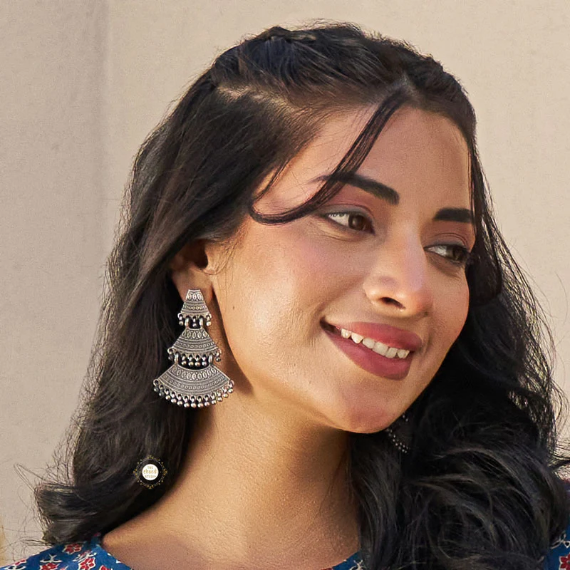 Sadabahar Three Layer Bell Earring - Image 2