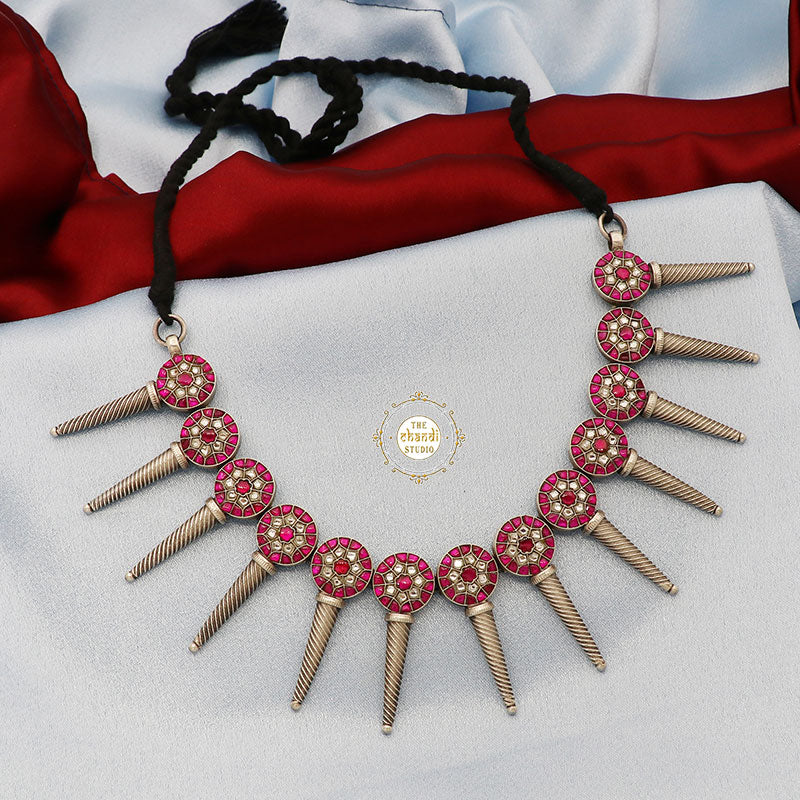 Scoops Of Nostalgia : Kundan Delight Necklace - Image 3