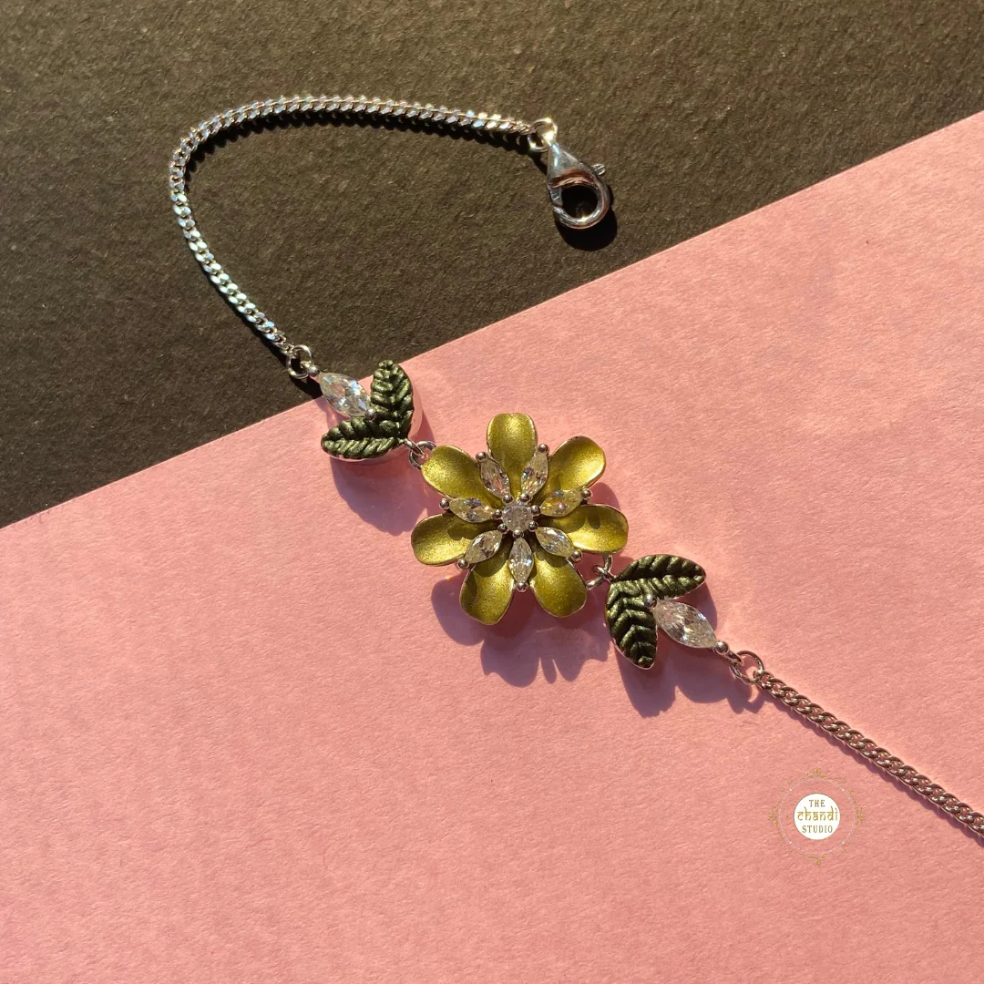 Sparkling Morning Dew Floral Silver Bracelet (Piece) - Image 4
