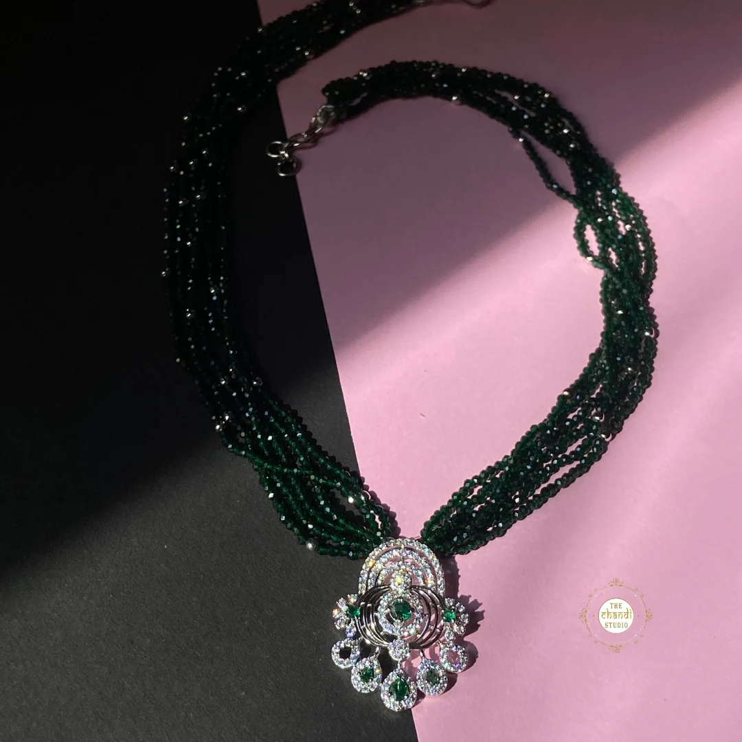 Sparkling Regal Forest Splendor Necklace Set - Image 2