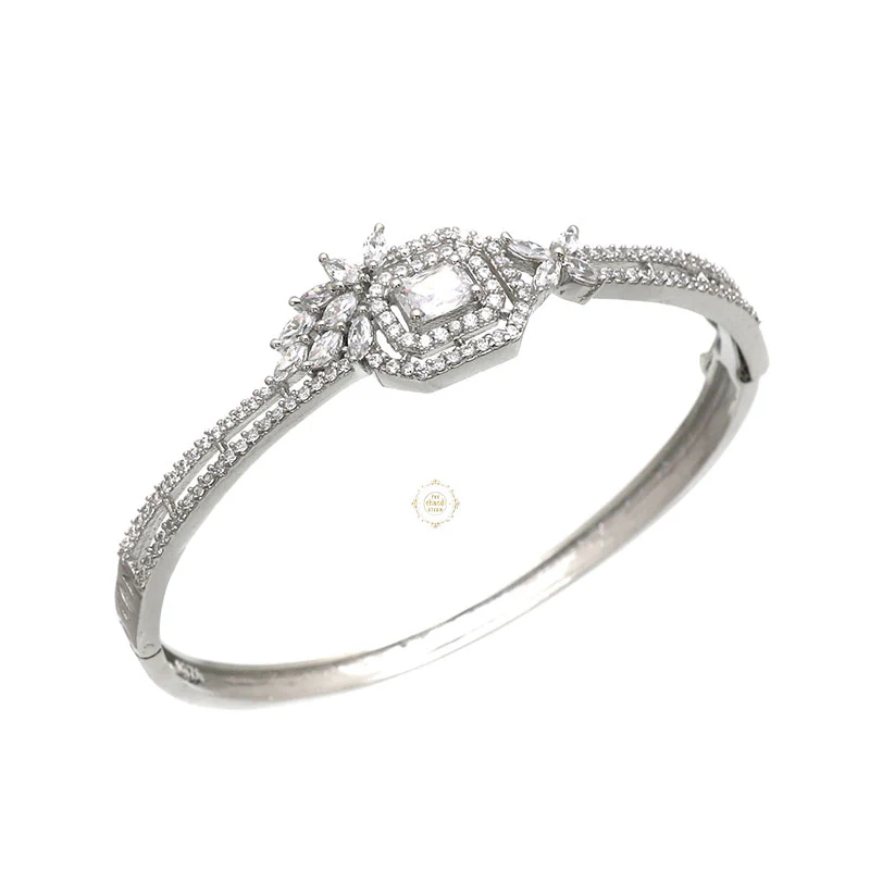 Sparkling Silver Openable Princess Cuff - Image 5