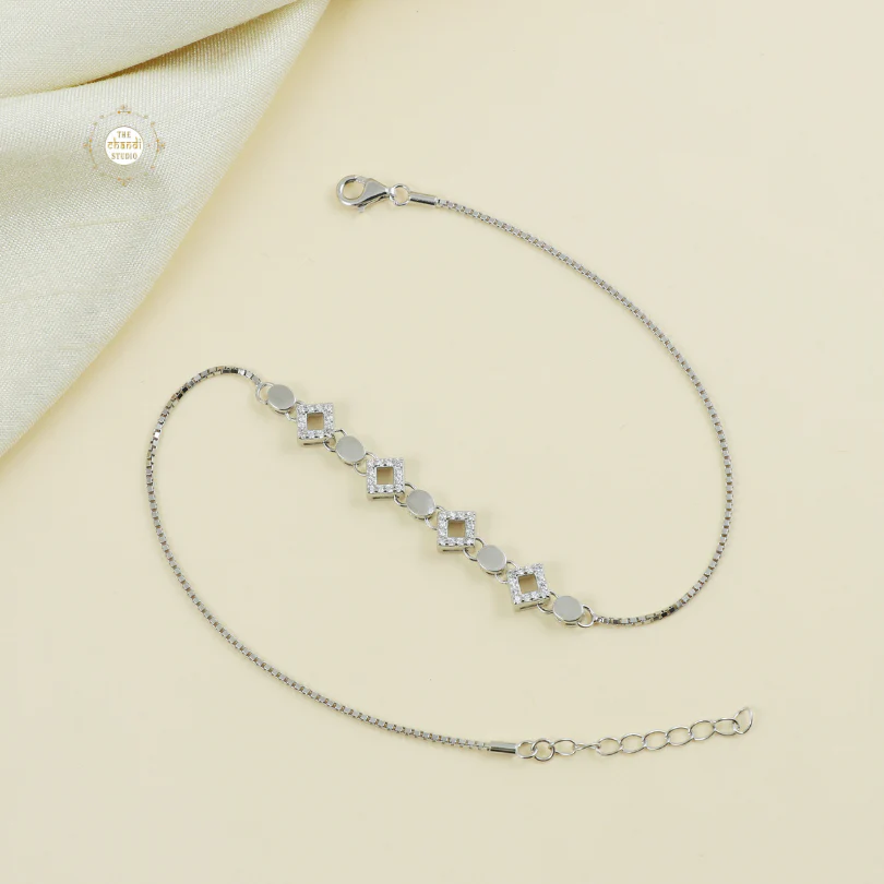 Sparkling Silver Dazzle Anklet (Piece) - Image 4