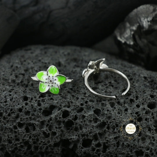 Sparkling Silver Enamel Floral Toe Ring - Image 4
