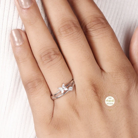 Sparkling Silver Flower Wrap Ring - Image 3