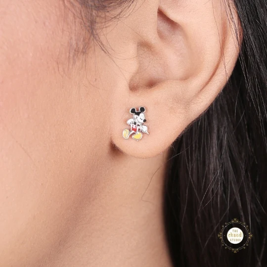 Sparkling Silver Mickey Mouse Necklace Set - Image 6