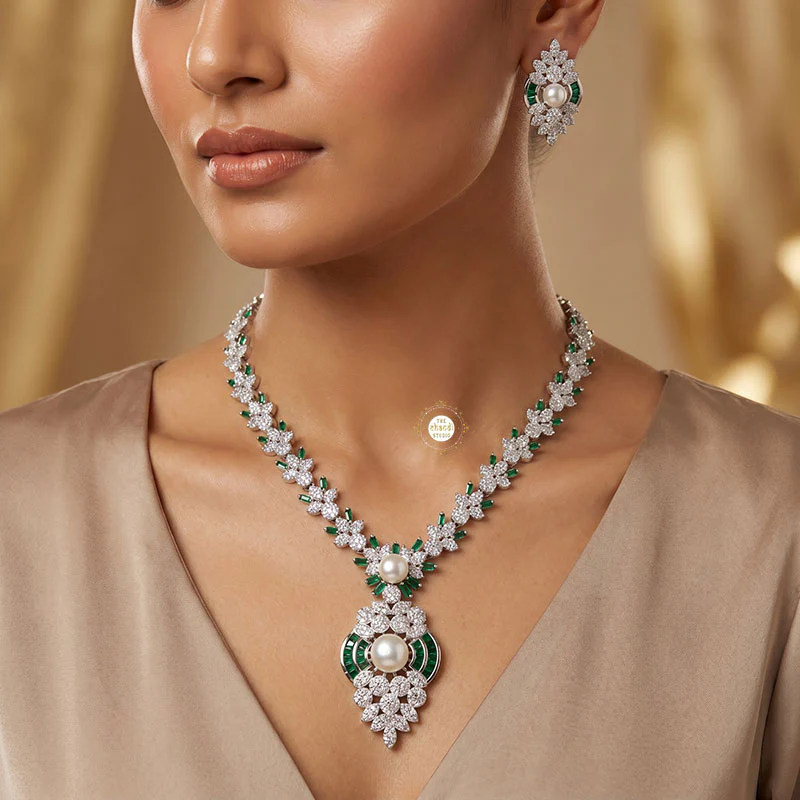 Sparkling Silver Mint Radiance Necklace Set - Image 4