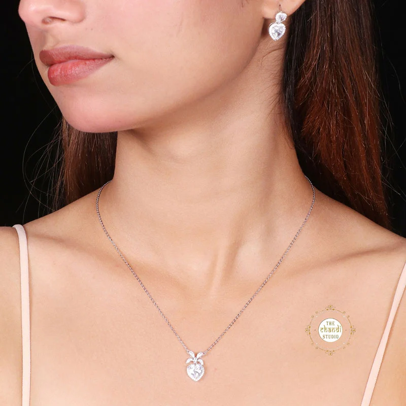 Sparkling Silver Twinkle Heart Necklace with Earring - Image 2