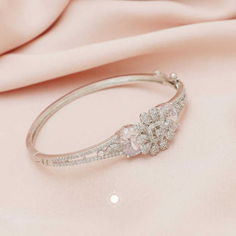 Sparkling Silver Openable Princess Cuff - Image 3