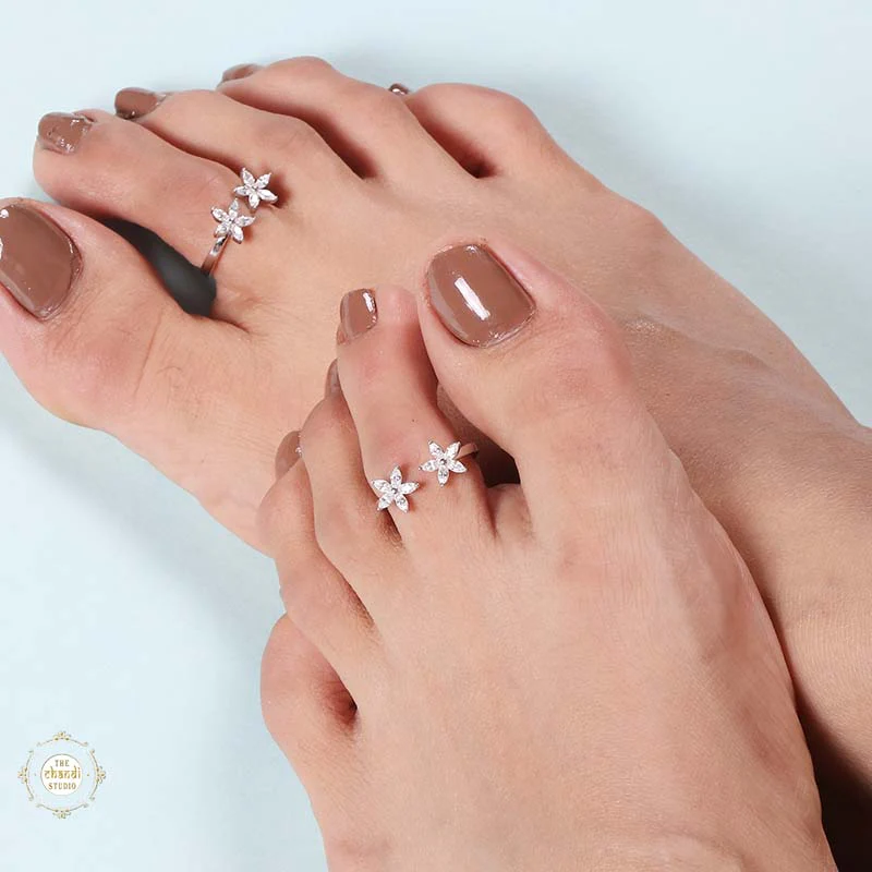 Sterling Silver Sterling Sparkling Shine Toe Ring - Image 3