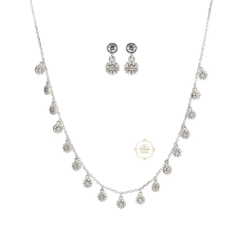 Sparkling Silver Twinkling Halo Necklace with Earring - Image 3