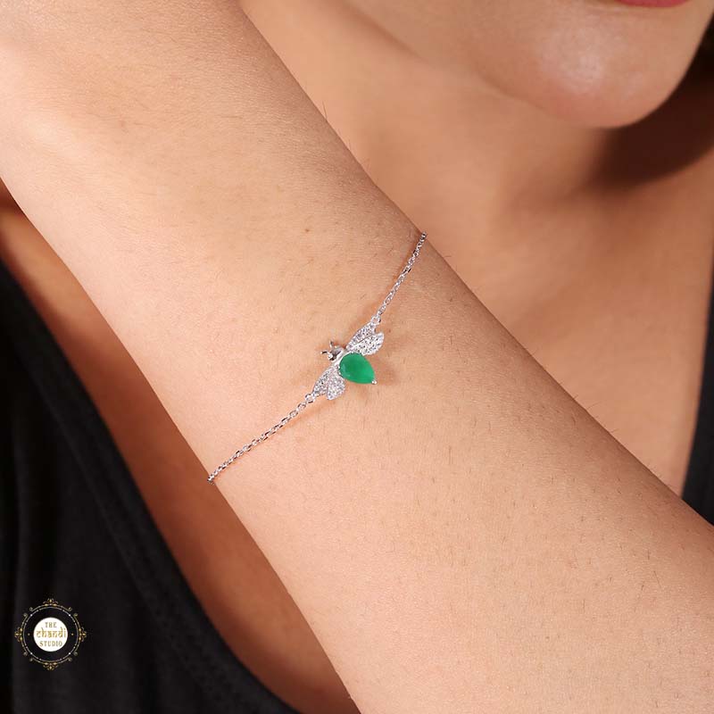 Sterling Silver Sparkling Sweet Bee Delight Bracelet - Image 12