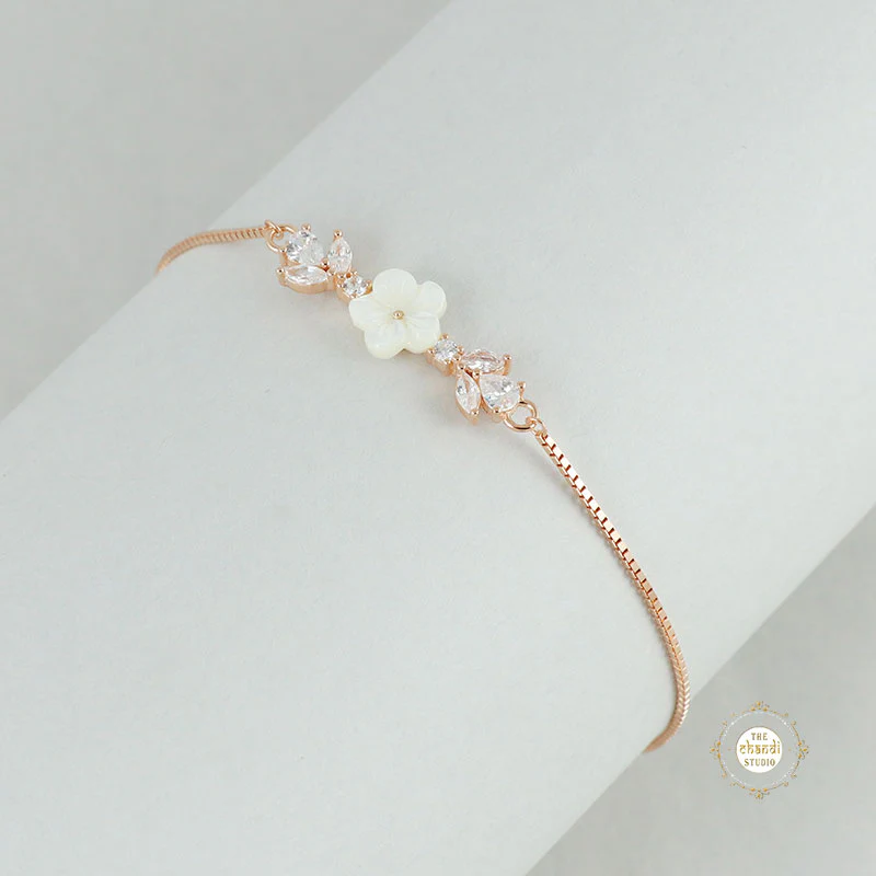 Sparkling Silver Blossom Lily Bracelet (Piece) - Image 5