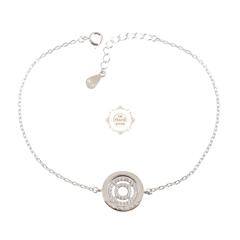 Sparkling Silver Glow Circle Bracelet - Image 3