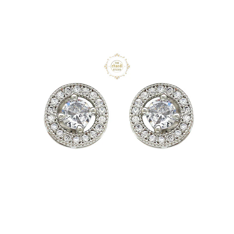Sparkling Treasure Round Earring - Image 3