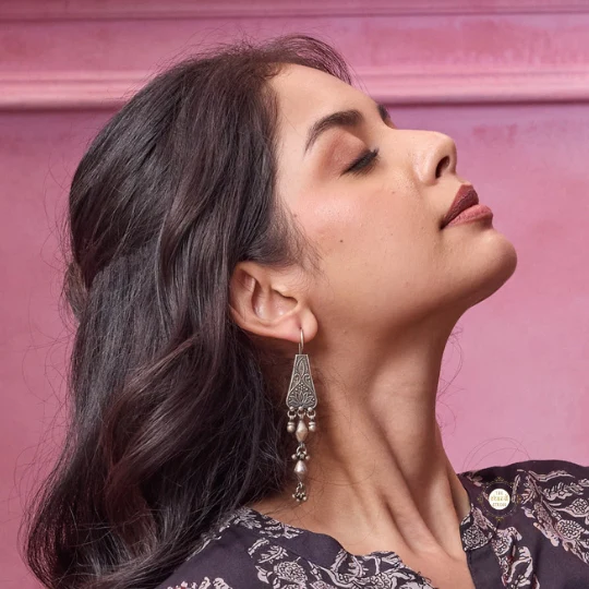 Noor Lotus Ghungroo Earring - Image 2