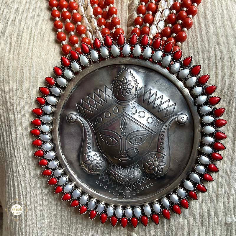 Sterling Silver Hand Carved Coral-Pearl Durga Necklace set - Image 4