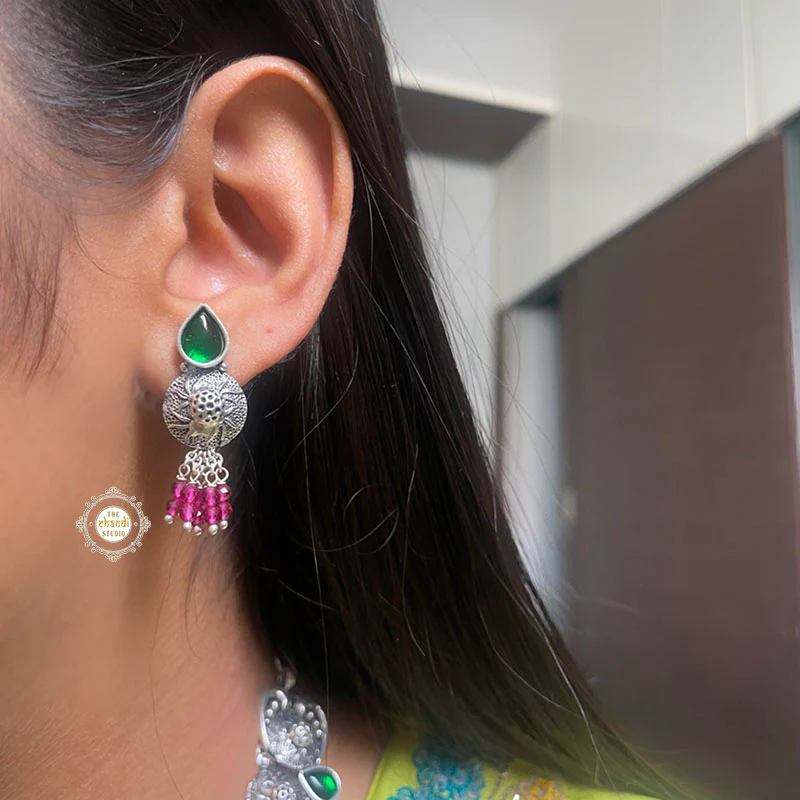 Utsav Exquisite Drop Necklace With Earring - Image 12