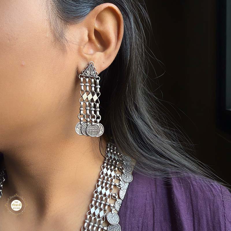 Sterling Silver Vintage Tribal Charm Earrings - Image 7