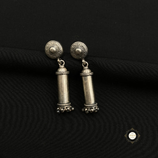 Heritage Pillar Drop Earring - Image 5