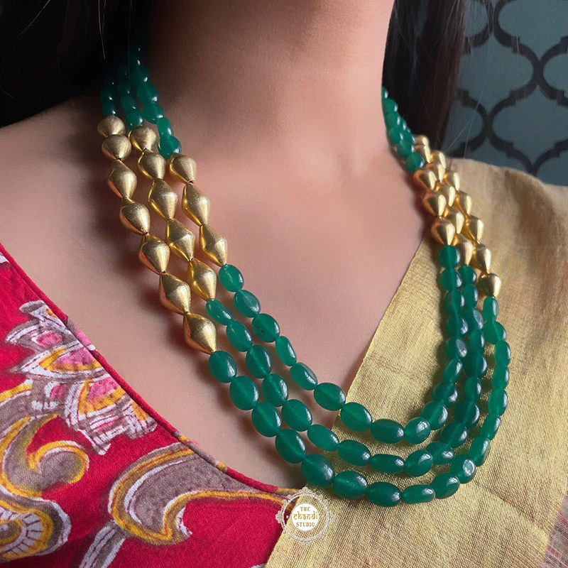 Trio Strand Dholki Bead Gold Necklace (Green) - Image 2