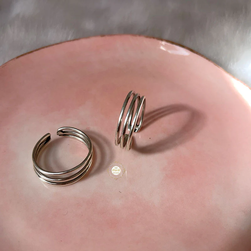 Triple Layer Silver Toe Ring - Image 3