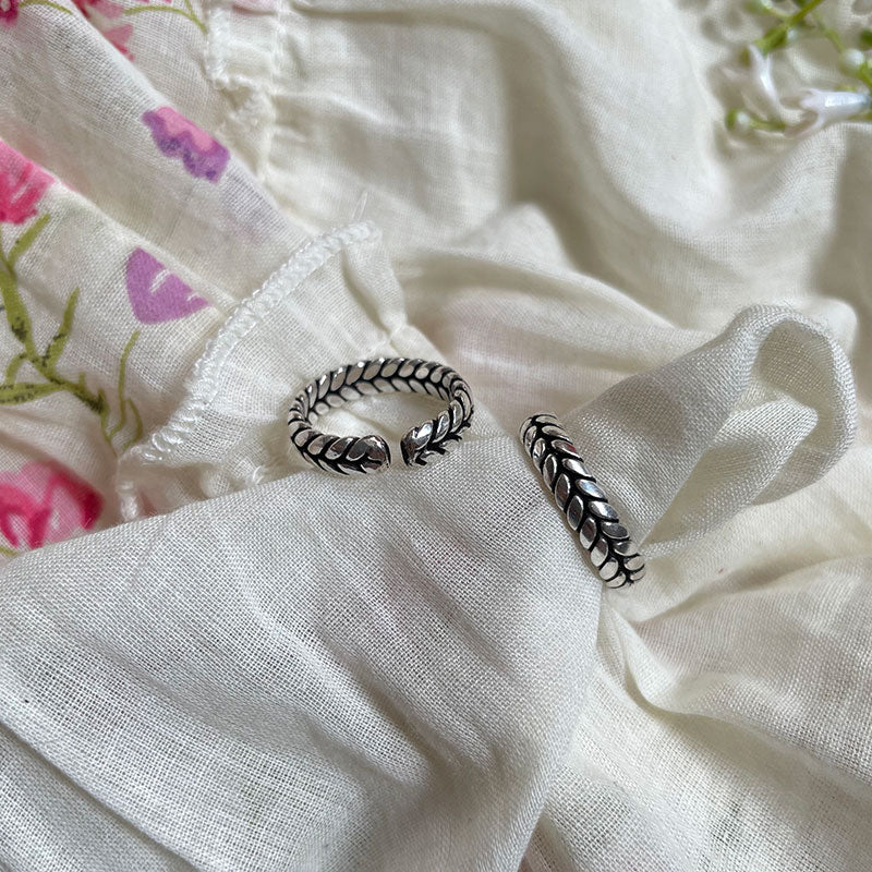 Unique Fishtail Toe Ring - Image 6