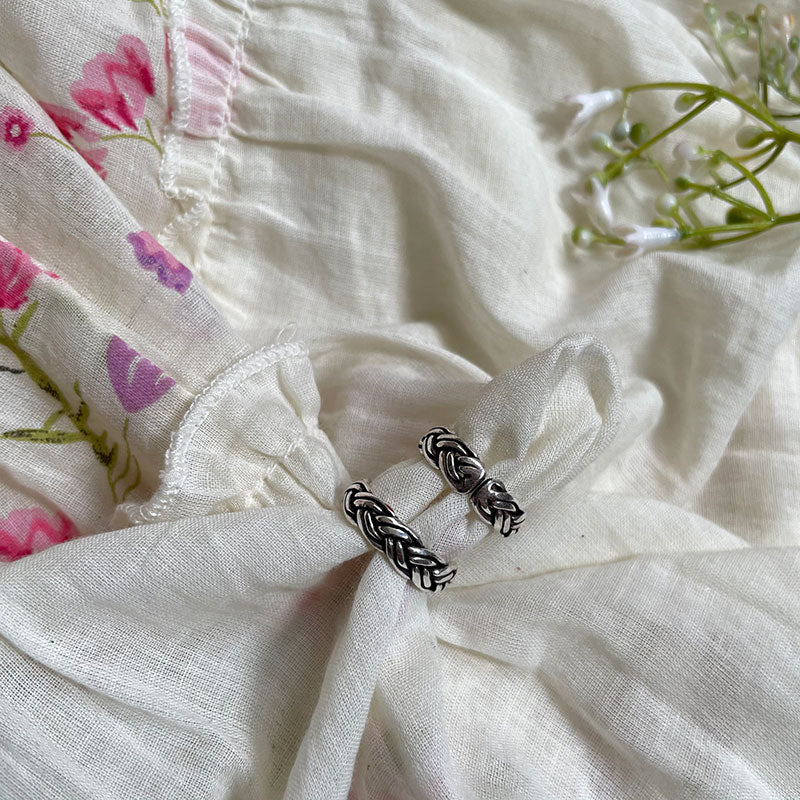 Utsav Braid Toe Ring - Image 3