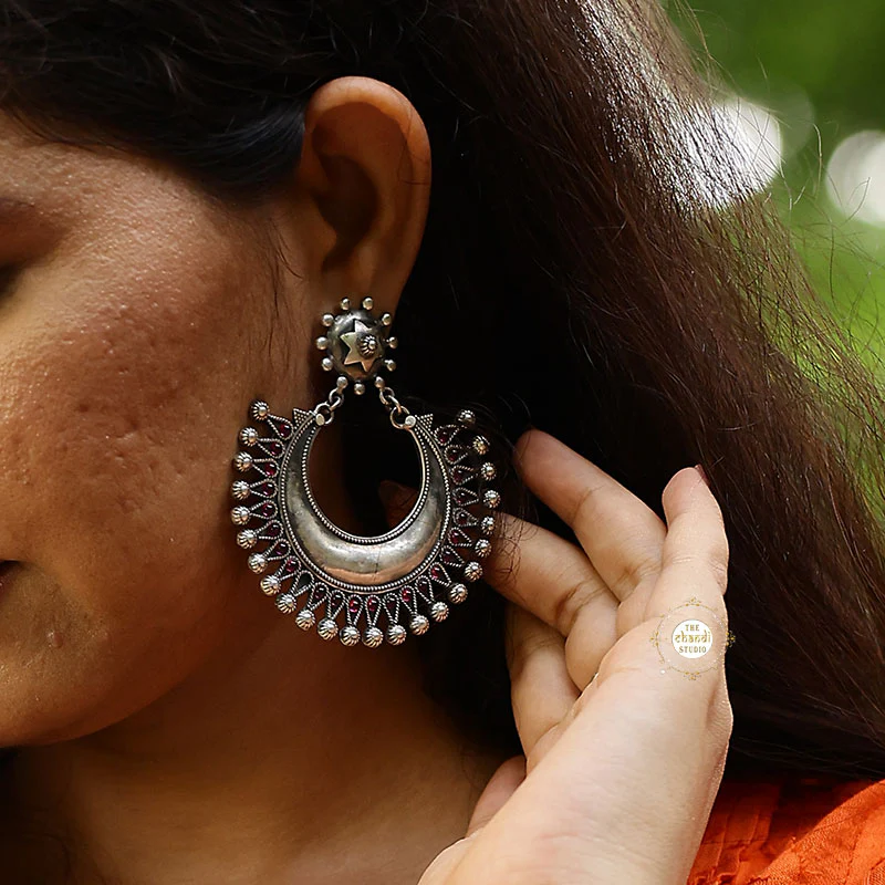 Utsav Chaand Sitara Ruby Chaandbali - Image 6