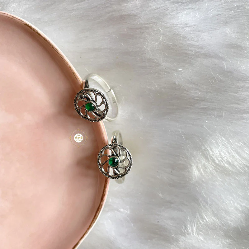 925 Sterling Silver Utsav Disc Toe Ring - Image 6